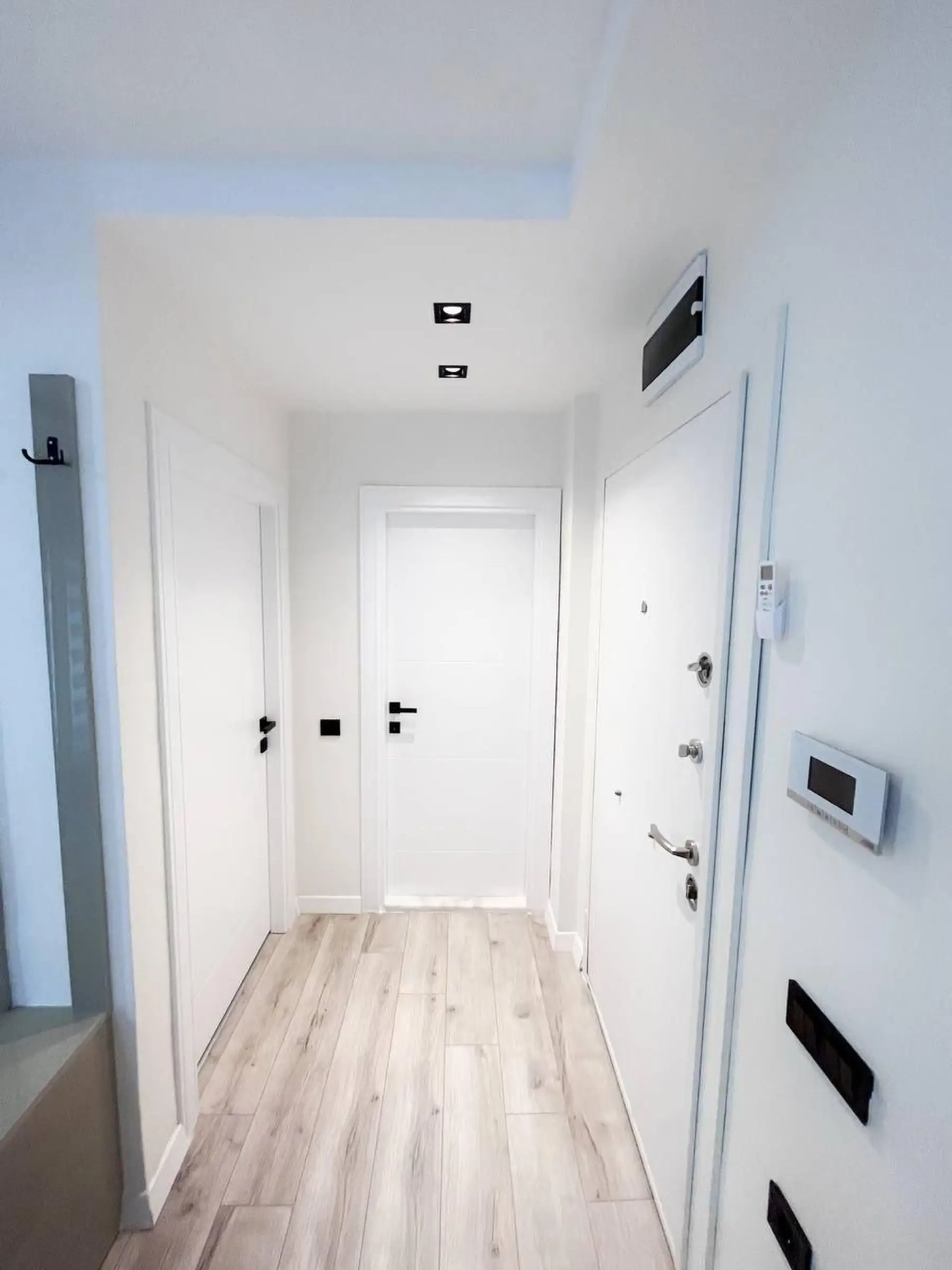 Entrance hallway with the video intercom