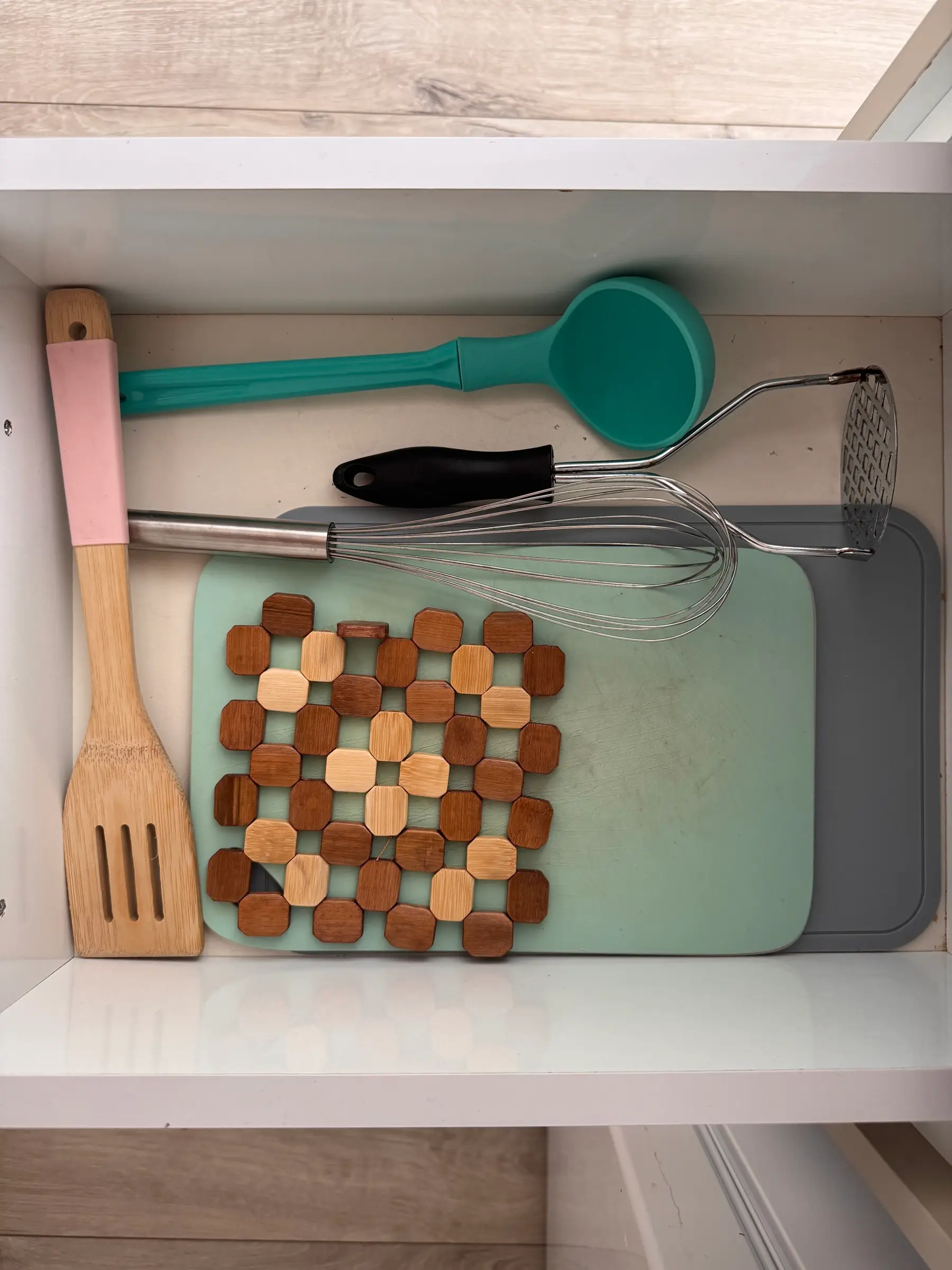 Kitchen utensils and chopping boards
